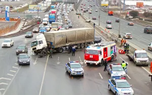 ДТП на 77-м километре МКАД вызвало пробку на 2,2 километра