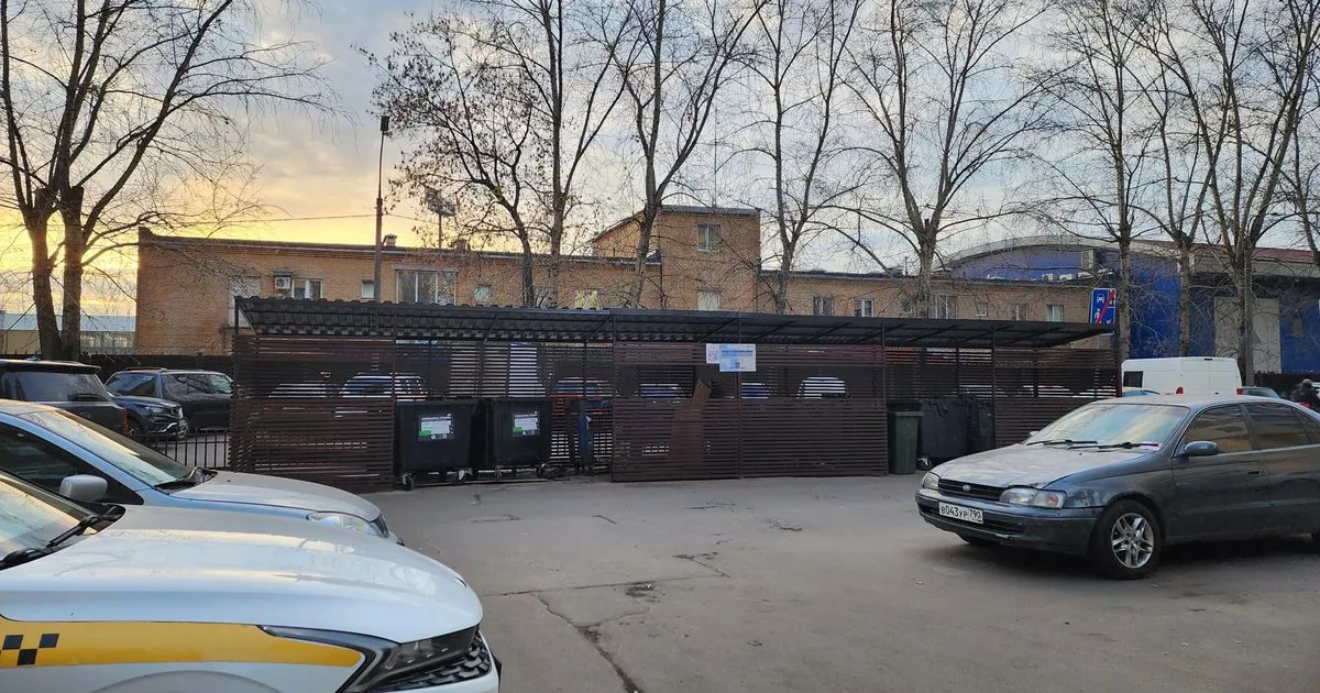 В Реутове обновили десять контейнерных площадок